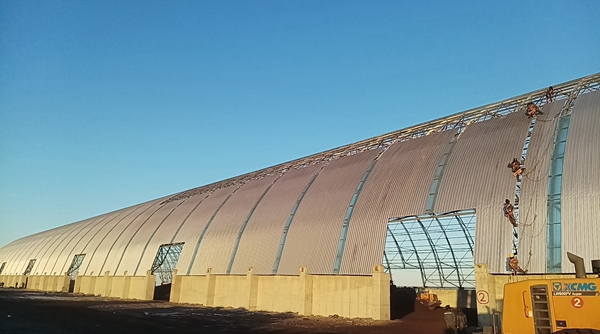 哈密市淖毛湖鎮(zhèn)德鑫泰煤棚